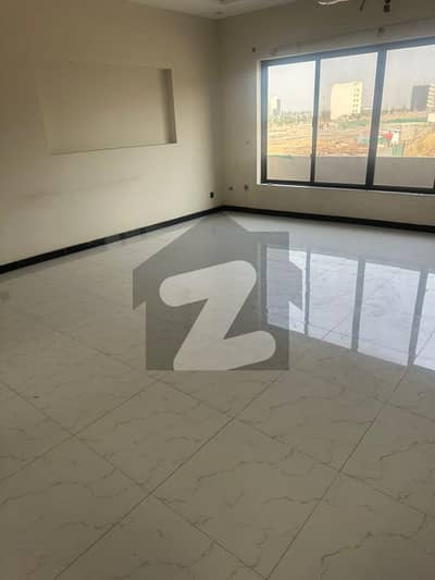 ڈی ایچ اے فیز 2 - سیکٹر جی ڈی ایچ اے ڈیفینس فیز 2,ڈی ایچ اے ڈیفینس,اسلام آباد میں 3 کمروں کا 1 کنال بالائی پورشن 1.4 لاکھ میں کرایہ پر دستیاب ہے۔