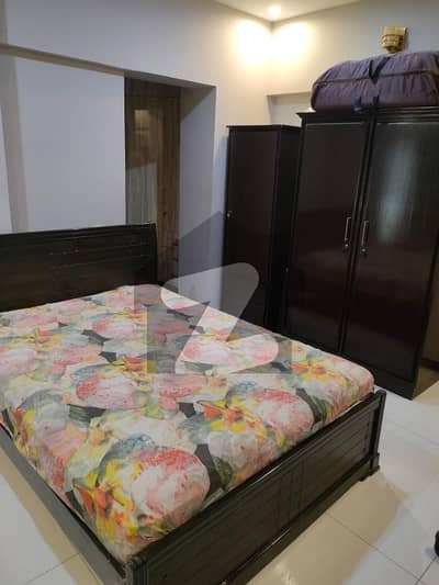 علامہ اقبال روڈ پی ای سی ایچ ایس,جمشید ٹاؤن,کراچی میں 4 کمروں کا 16 مرلہ فلیٹ 8.0 کروڑ میں برائے فروخت۔