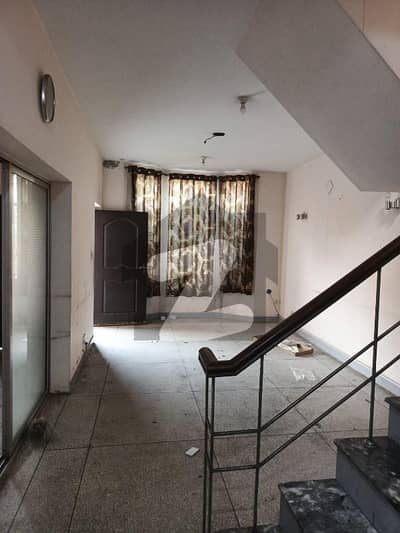 ایڈن ویلیو ہومز ایڈن,لاہور میں 3 کمروں کا 5 مرلہ مکان 58.0 ہزار میں کرایہ پر دستیاب ہے۔