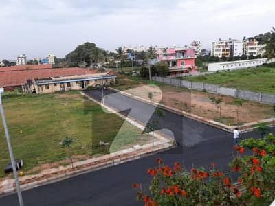بحریہ ہیملیٹ بحریہ ٹاؤن فیز 8,بحریہ ٹاؤن راولپنڈی,راولپنڈی میں 1 کنال رہائشی پلاٹ 2.1 کروڑ میں برائے فروخت۔
