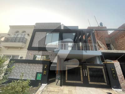 LOWEST PRICE IN BAHRIA ORCHARD BRAND NEW HOUSE 8 MARLA AVAILABLE FOR SALE