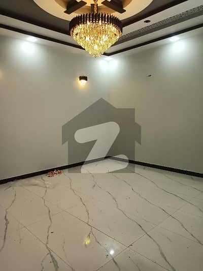 گلشنِ اقبال گلشنِ اقبال ٹاؤن,کراچی میں 7 کمروں کا 7 مرلہ مکان 6.2 کروڑ میں برائے فروخت۔