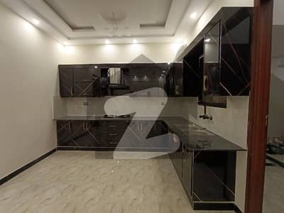 نارتھ ناظم آباد کراچی میں 2 کمروں کا 5 مرلہ زیریں پورشن 75.0 ہزار میں کرایہ پر دستیاب ہے۔