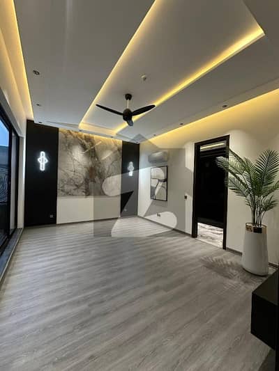 Commercial Space Available For Office Use In Gulshan Iqbal