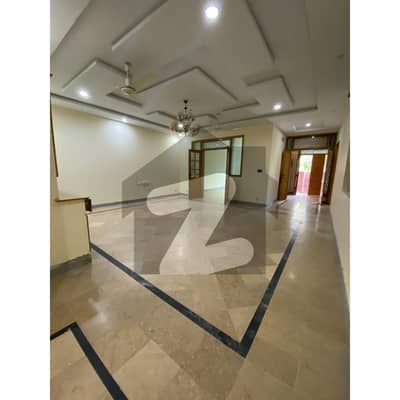 Buy A 14 Marla Upper Portion For rent In I-8