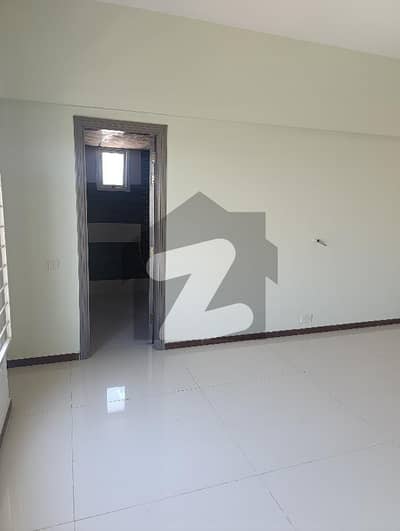BRAND NEW 2900 SQ FEET 4 BEDROOMS HUGE APARTMENT