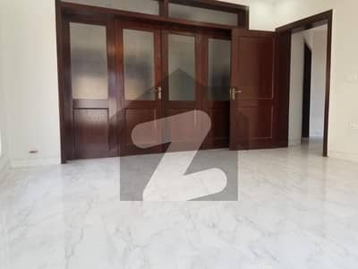 HOUSE AVAILABLE FOR SALE IN BANIGALA