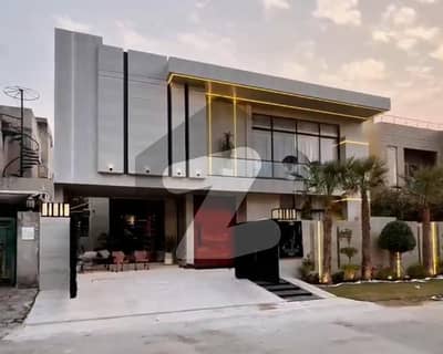 1 KANAL BRAND NEW DESIGNER HOUSE WITH MODERN ELEVATION AVAILABLE FOR SALE IN CLOSE TO DHA RAHBER