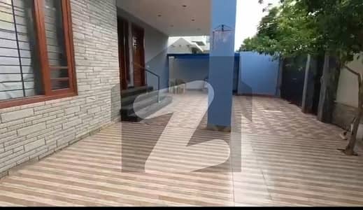 ڈی ایچ اے فیز 4 ڈی ایچ اے ڈیفینس,کراچی میں 7 کمروں کا 1 کنال مکان 16.5 کروڑ میں برائے فروخت۔