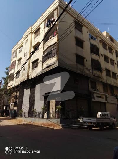 A Flat Of 1385 Square Feet In PECHS Block 2