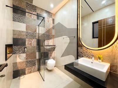 ڈی ایچ اے 9 ٹاؤن ڈیفنس (ڈی ایچ اے),لاہور میں 3 کمروں کا 5 مرلہ مکان 3.1 کروڑ میں برائے فروخت۔