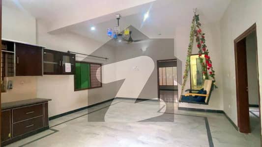 بنی گالہ اسلام آباد میں 2 کمروں کا 8 مرلہ بالائی پورشن 50.0 ہزار میں کرایہ پر دستیاب ہے۔