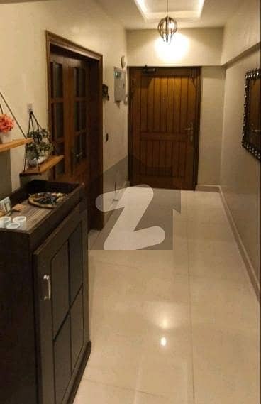 Prime Location 2000 Square Feet Flat In Beautiful Location Of PECHS Block 6 In Karachi