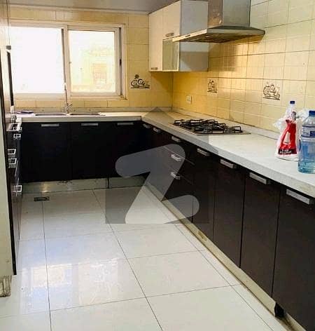 4000 Square Feet Flat For rent In F-11 4000 Square Feet Flat For rent In F-11