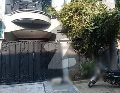 5 Marla Owner Build Double Storey House For Sale Near Emporium Mall