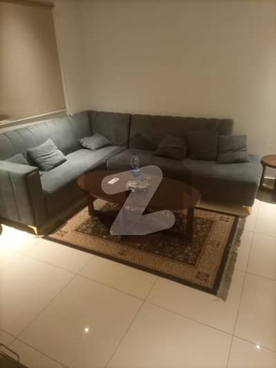 ڈیفنس ویو اپارٹمنٹس شنگھائی روڈ,لاہور میں 2 کمروں کا 6 مرلہ فلیٹ 1.35 لاکھ میں کرایہ پر دستیاب ہے۔