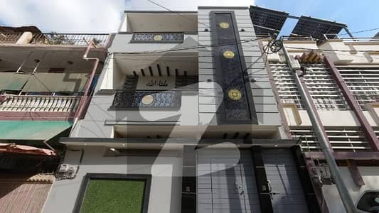 نارتھ کراچی - سیکٹر 11-C / 3 نارتھ کراچی,کراچی میں 4 کمروں کا 5 مرلہ فلیٹ 3.1 کروڑ میں برائے فروخت۔