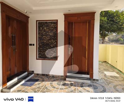 بحریہ انکلیو بحریہ ٹاؤن,اسلام آباد میں 4 کمروں کا 8 مرلہ مکان 3.65 کروڑ میں برائے فروخت۔