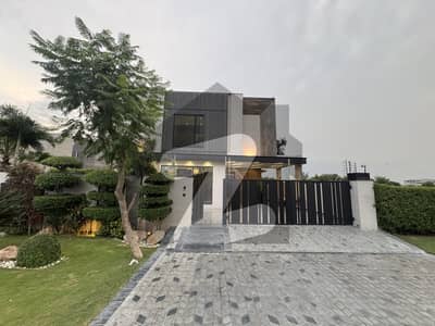 Ultra Modern Bungalow At Prime Location Ultra Modern Bungalow At Prime Location