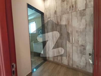 1 Kanal Upper Portion Available For Rant In DHA Phase 6