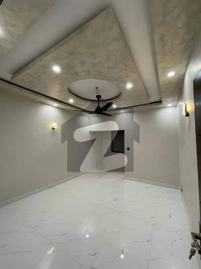 Unoccupied Prime Location Flat Of 2300 Square Feet Is Available For rent In Sea View Apartments