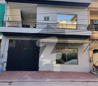 8 Marla triple house for sale Johar Town Phase 2 - Block H Available near expo center and emporium mall near canal road marble flooring owner build