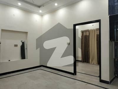 الرحمان گارڈن فیز 2 الرحمان گارڈن,لاہور میں 3 کمروں کا 3 مرلہ بالائی پورشن 30.0 ہزار میں کرایہ پر دستیاب ہے۔