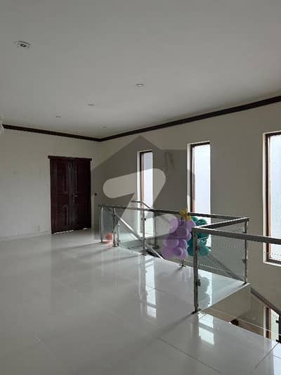 ڈی ایچ اے فیز 4 ڈی ایچ اے ڈیفینس,کراچی میں 1 کنال مکان 19.8 کروڑ میں برائے فروخت۔