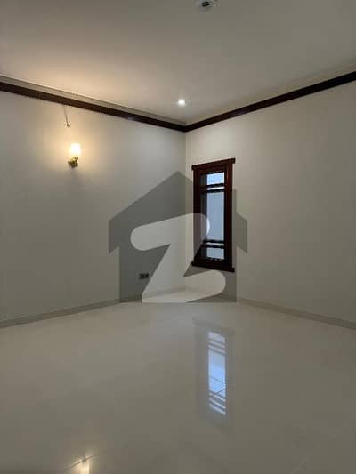 ڈی ایچ اے فیز 4 ڈی ایچ اے ڈیفینس,کراچی میں 1 کنال مکان 19.8 کروڑ میں برائے فروخت۔