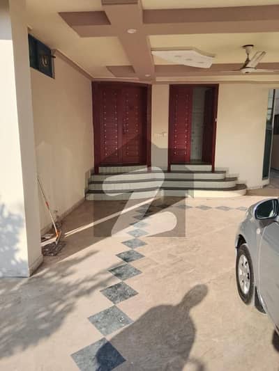1 Kanal Fully Furnished Luxurious Lower Portion For Rent DHA Phase 5 - Block B , DHA Phase 5, DHA Defence, Lahore, Punjab