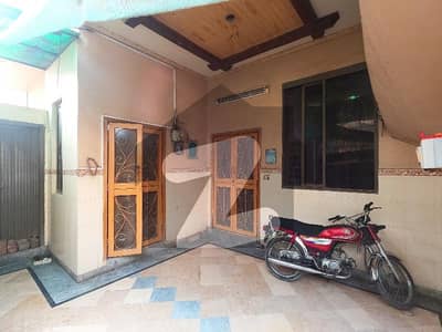 Ready To sale A Corner House 5 Marla In Gulshan-e-Ravi Gulshan-e-Ravi