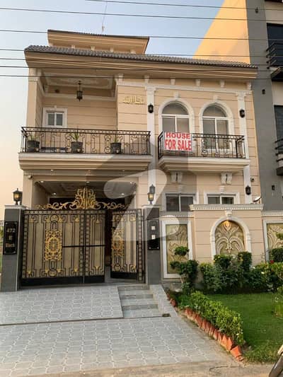 سینٹرل پارک ۔ بلاک ای سینٹرل پارک ہاؤسنگ سکیم,لاہور میں 4 کمروں کا 5 مرلہ مکان 1.8 کروڑ میں برائے فروخت۔