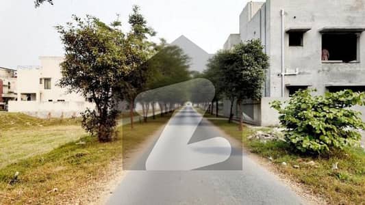 Plot No- 1172 Block B - 5 Marla Top Location in Phase 9 Town DHA Lahore For Urgent Sale