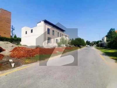 Plot No- 733 Block B - 5 Marla Top Location in Phase 9 Town DHA Lahore For Urgent Sale