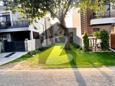 ڈی ایچ اے 9 ٹاؤن ۔ بلاک سی ڈی ایچ اے 9 ٹاؤن,ڈیفنس (ڈی ایچ اے),لاہور میں 5 مرلہ رہائشی پلاٹ 1.48 کروڑ میں برائے فروخت۔