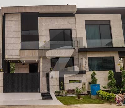 Modern Elegant 5-Marla Bungalow on 50-Feet Road in DHA 9 Town Block-C 3 Master Beds, TV Lounge, Company Kitchen & Heart-Capturing Front Elevation Demand 325 Lac