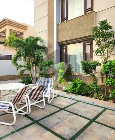 ڈی ایچ اے فیز 6 ڈی ایچ اے ڈیفینس,کراچی میں 2 کنال مکان 35.0 کروڑ میں برائے فروخت۔