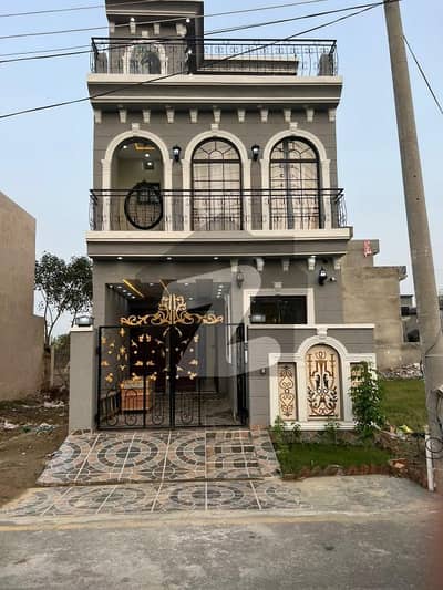 3.5 Marla Double Story Park-Facing House For Sale Central Park, Lahore