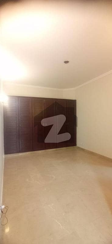 G 11 /1 upper portion for rent