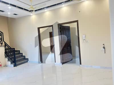 Prime Location 8 Marla Upper Portion In Only Rs. 45000