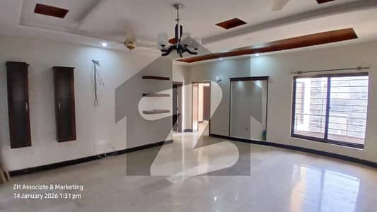 ای ۔ 11 اسلام آباد میں 4 کمروں کا 1 کنال بالائی پورشن 1.95 لاکھ میں کرایہ پر دستیاب ہے۔