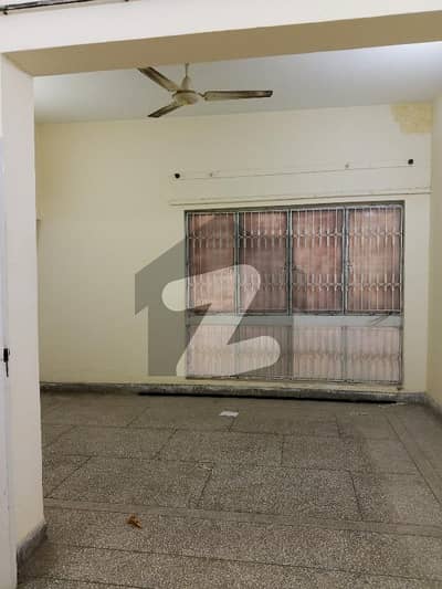 Full House for Rent G10-4 ideal located