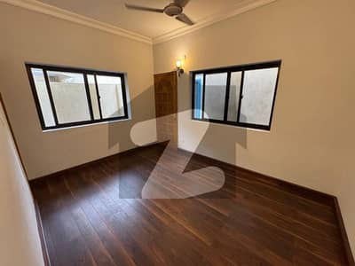 F-8 TOTALLY RENOVATED 04 Bedroom Executive Level House With Beautiful Garden For Rent