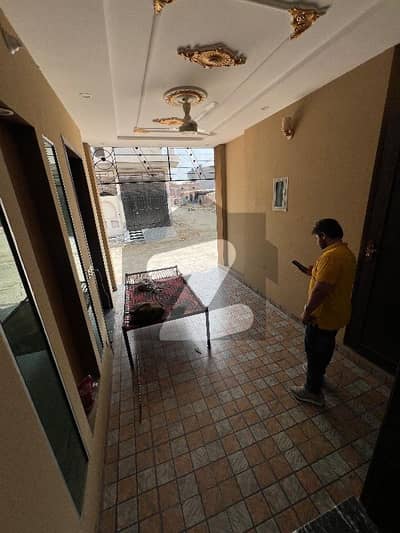 شاداب گارڈن لاہور میں 3 کمروں کا 4 مرلہ مکان 75.0 ہزار میں کرایہ پر دستیاب ہے۔