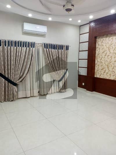10 Marla Upper Portion For Rent In Bahria Town Lahore