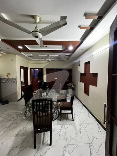 ایل ڈی اے ایوینیو لاہور میں 2 کمروں کا 10 مرلہ زیریں پورشن 55.0 ہزار میں کرایہ پر دستیاب ہے۔