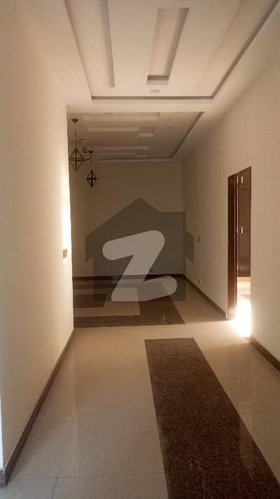 ملٹری اکاؤنٹس ہاؤسنگ سوسائٹی لاہور میں 10 کمروں کا 1 کنال مکان 5.3 کروڑ میں برائے فروخت۔