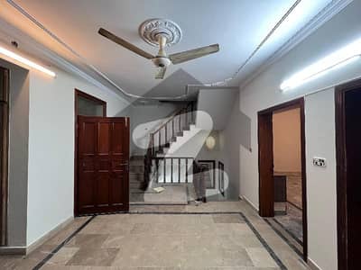 جی ۔ 10/2 جی ۔ 10,اسلام آباد میں 5 کمروں کا 1 کنال مکان 14.0 کروڑ میں برائے فروخت۔