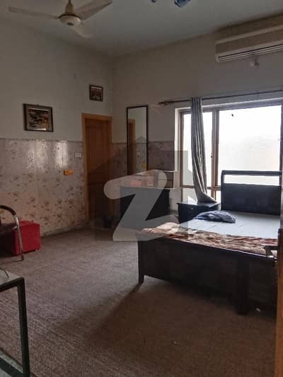 6 Marla Basement + Ground floor for sale