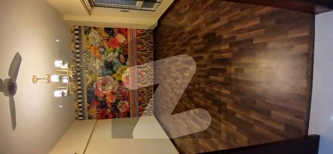 A Flat Of 2000 Square Feet In Bath Island